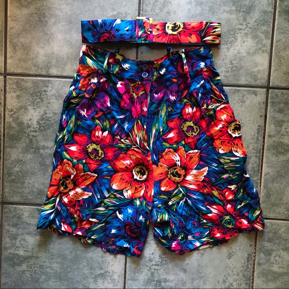 VTG Bright Retro Floral 80s Shorts